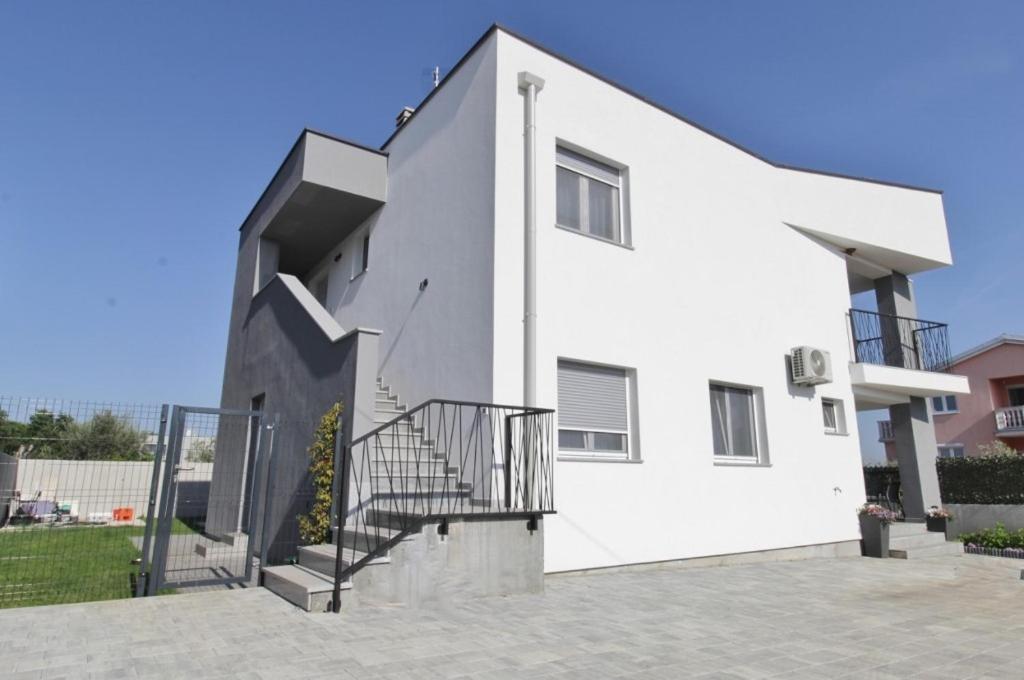 Apartments La Mar Zambratija Buitenkant foto